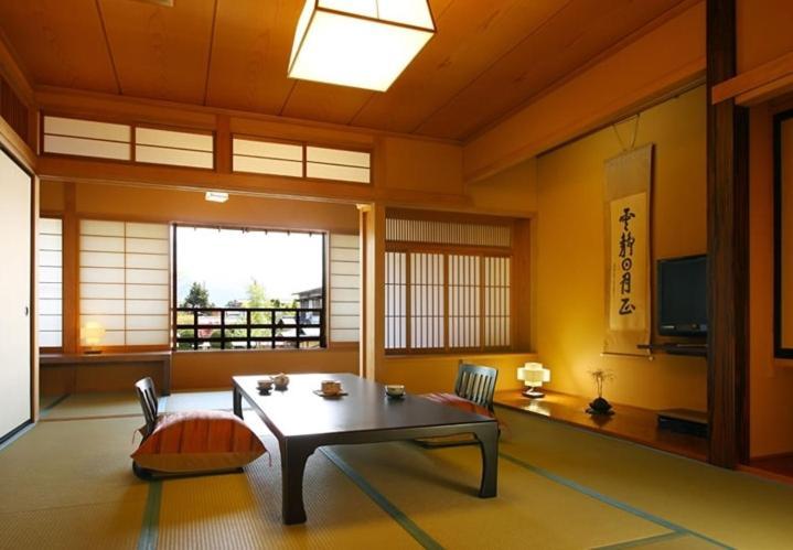 Hotel Wajoen Fuefuki Zimmer foto