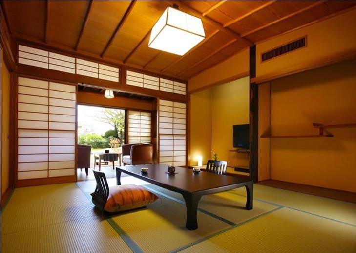 Hotel Wajoen Fuefuki Zimmer foto